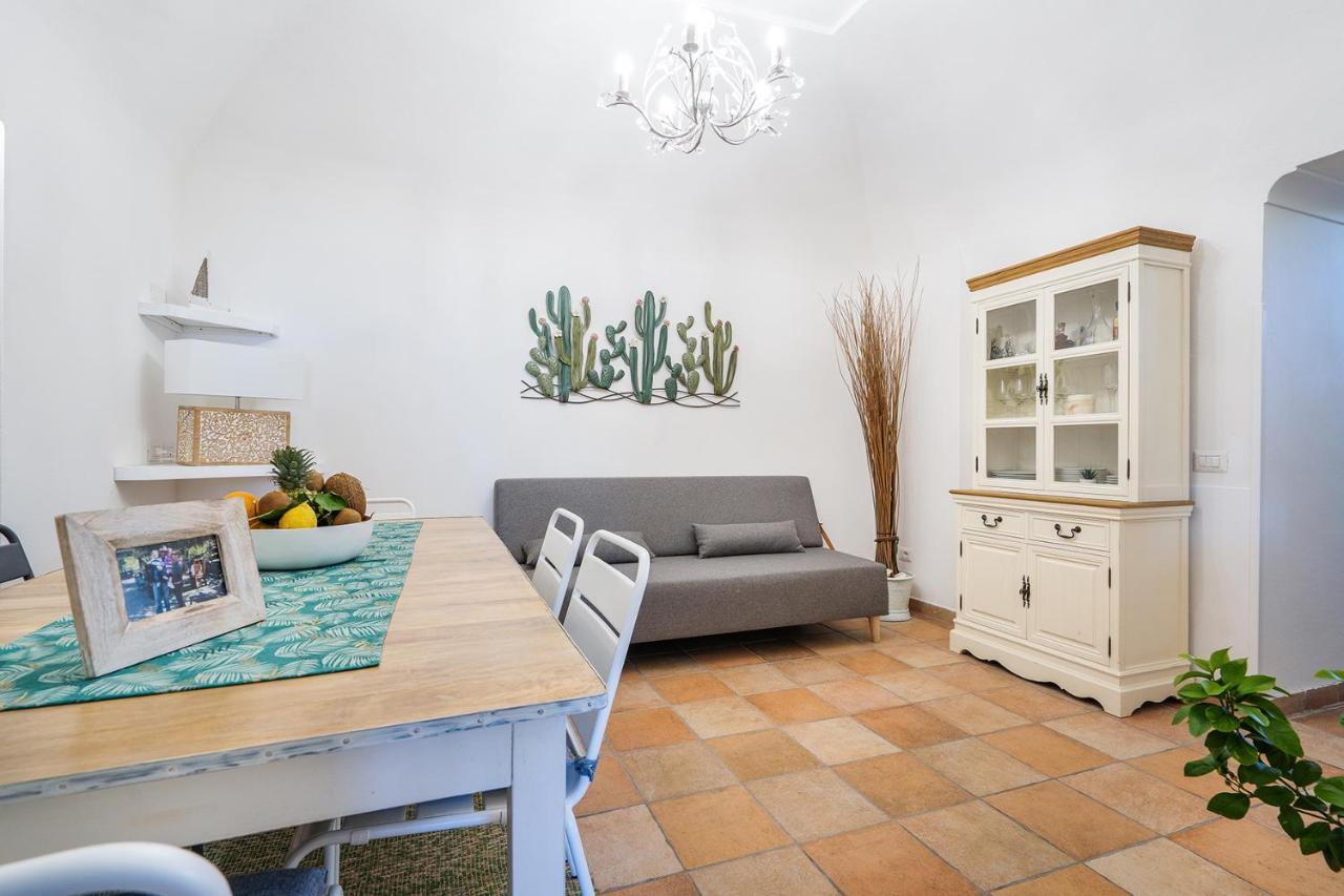 Nonna Carmela Apartment SantʼAgata sui Due Golfi المظهر الخارجي الصورة